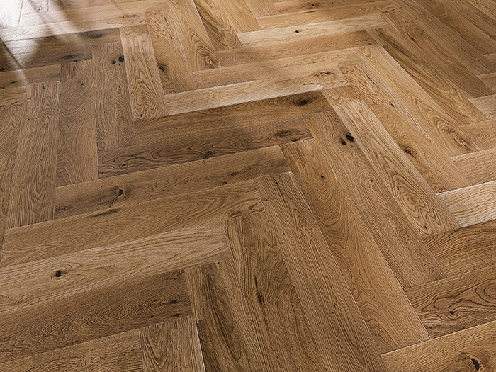 CLEOS Fischgrät Eiche Toffee