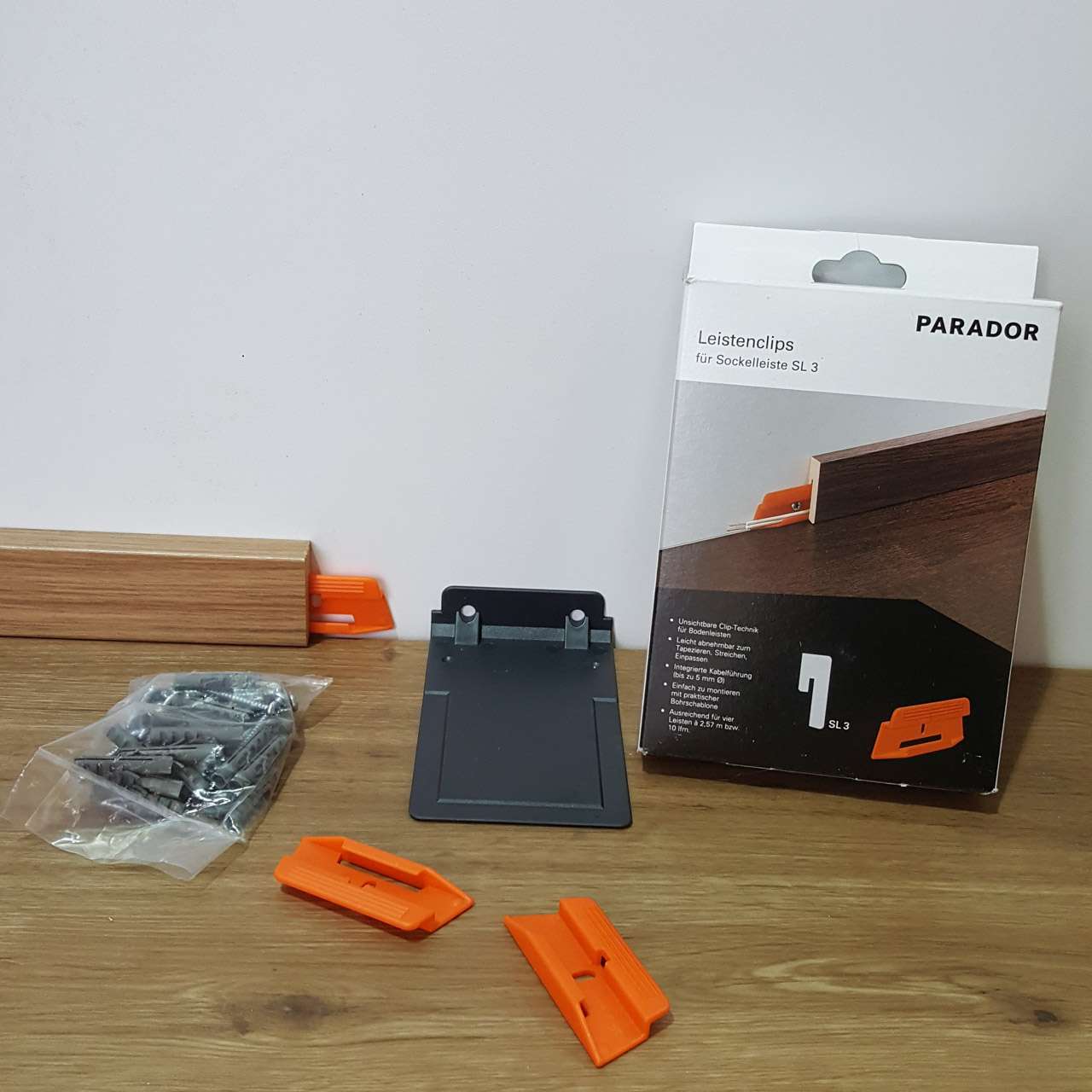 PARADOR Leistenclips orange