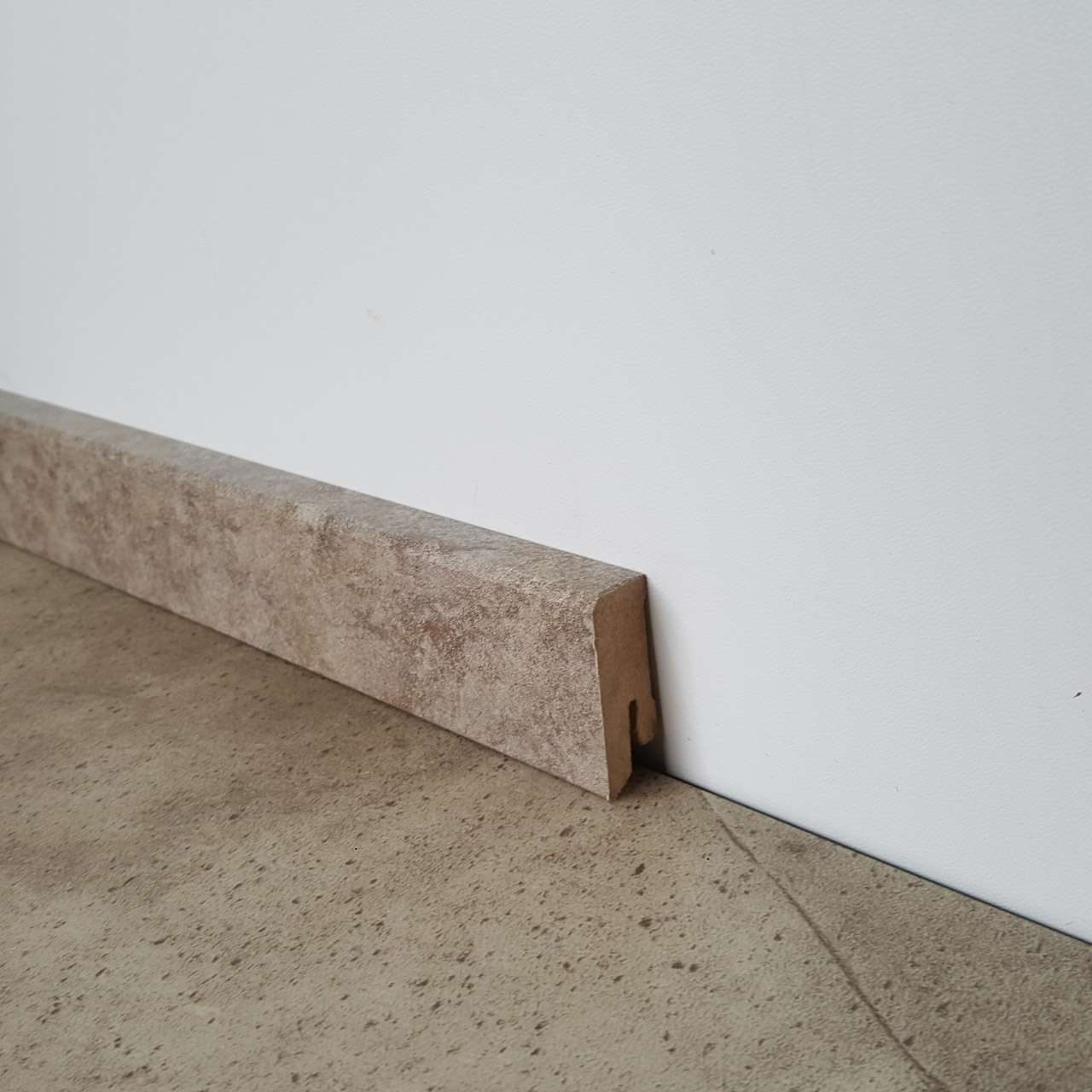 Sockelleiste Fliese antik grau