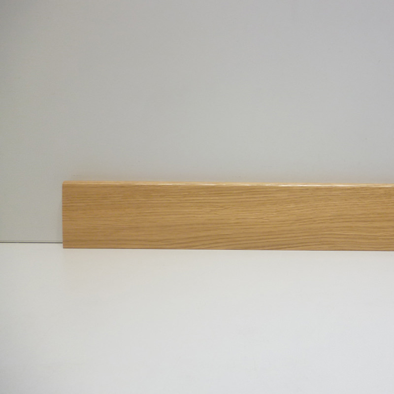 Sockelleiste Eiche kubisch amk. 6 cm