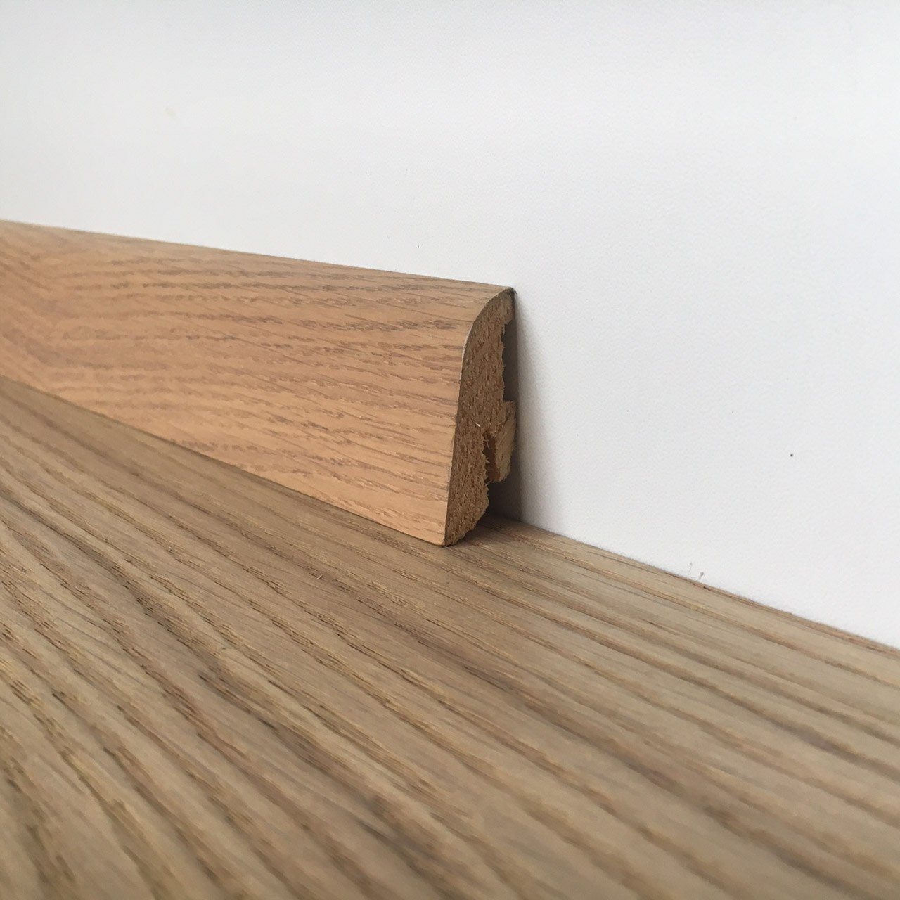 Sockelleiste Eiche weiß